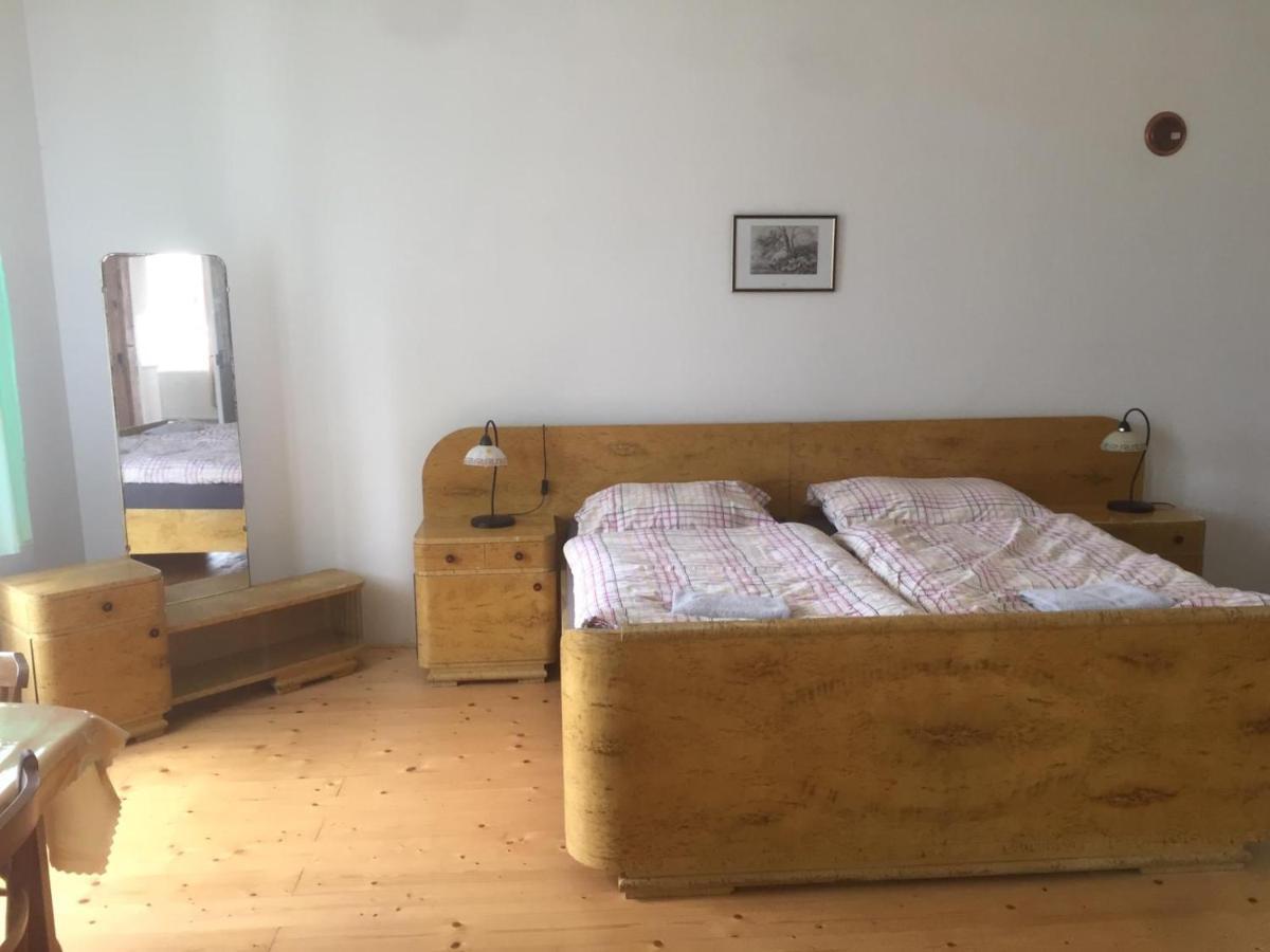 Zamek Dobrohor Aparthotel Εξωτερικό φωτογραφία