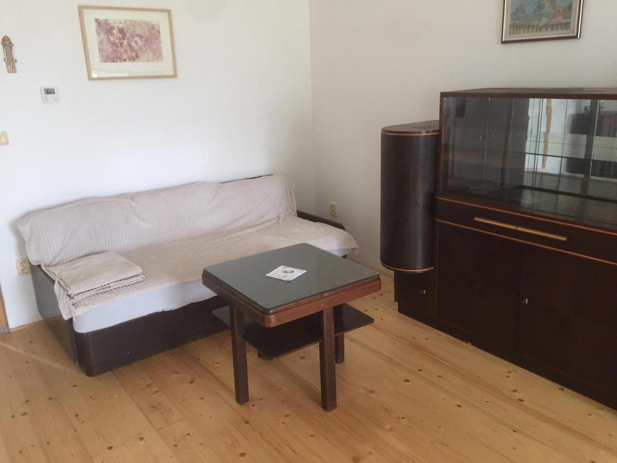 Zamek Dobrohor Aparthotel Εξωτερικό φωτογραφία