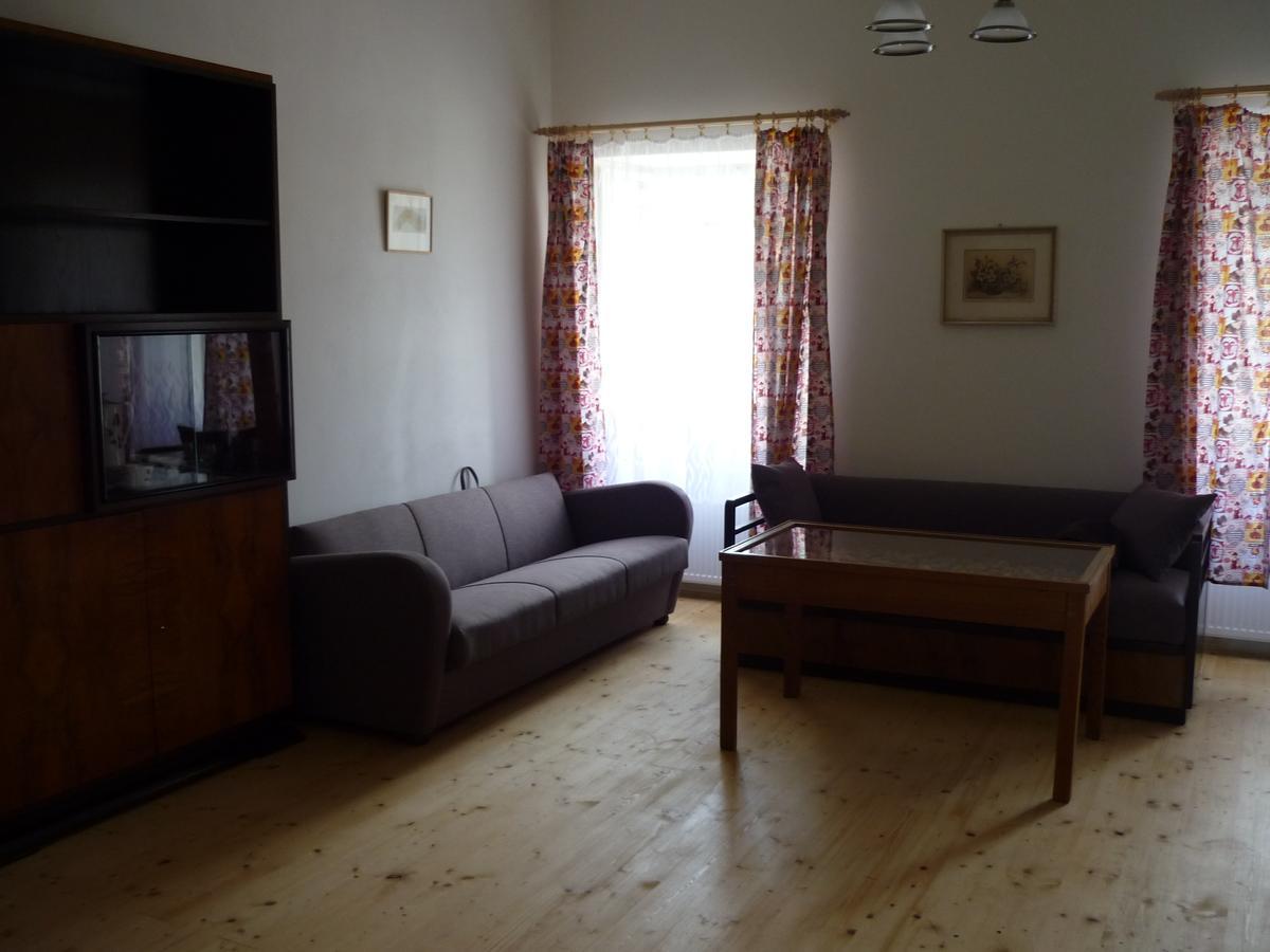 Zamek Dobrohor Aparthotel Εξωτερικό φωτογραφία